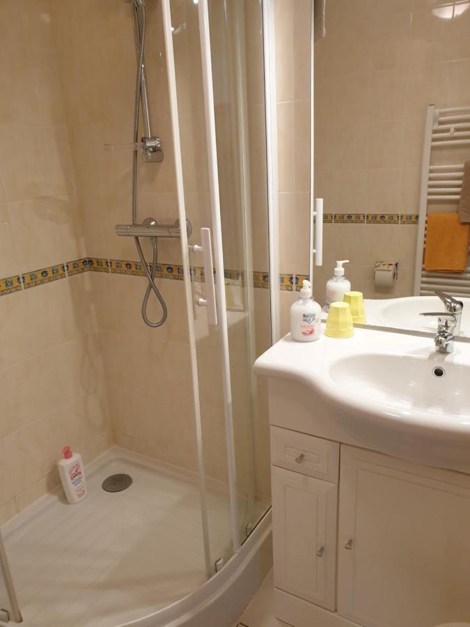 Kerlaz Chambres D'Hotes Kerioret Izella מראה חיצוני תמונה